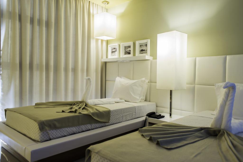Hotel Vip ปรายา ภายนอก รูปภาพ