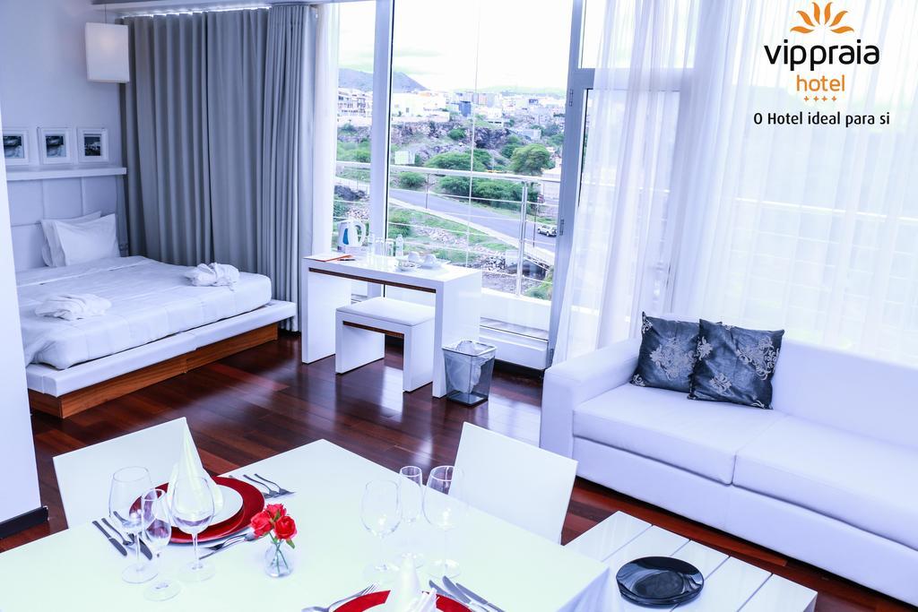 Hotel Vip ปรายา ภายนอก รูปภาพ