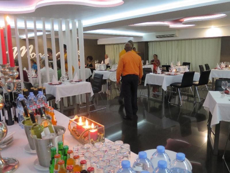 Hotel Vip ปรายา ภายนอก รูปภาพ
